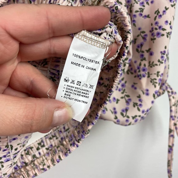 NEW Pink Diamond Smocked Pink Floral Blouse Tie Sleeves Size XL - Picture 4 of 6